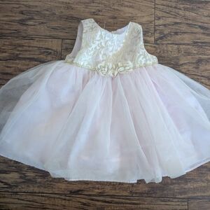💥3/$24 Marmellata Pink Tulle and Gold Accent Formal Dress
